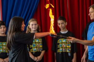 Der Kölner Spielecircus e.V. führte ein Zirkuswochenende in Köln-Chorweiler für Kinder und Jugendliche durch. Mit dabei waren auch junge Geflüchtete .