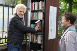 Tolles Event mit Frank Schätzing am Bücherschrank beim Bayenturm