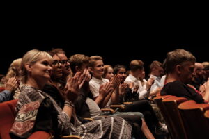 Große Filmgala: Kinder und Jugendliche zeigten ihr „buntes Köln“ und konnten dabei den „Pänz & Lällbeck Filmpreis“ der Bürgerstiftung Köln gewinnen.