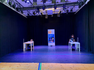 Einfach nur ein Bett – längst nicht überall eine Selbstverständlichkeit, Foto 2 von den Proben am CASAMAX Theater