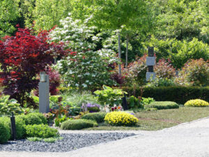 Bestattungsgärten sind nicht nur Orte der Abschiednahme und des Gedenkens.